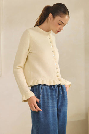 Ruffle Wave Button Knit Cream Cardigan