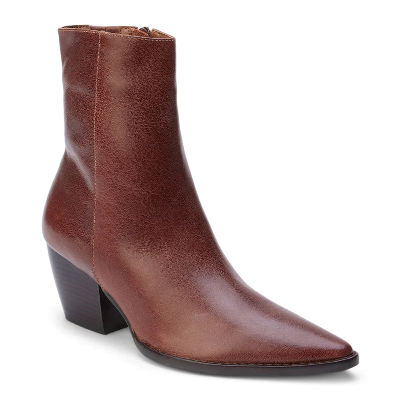 Matisse CATY Smooth Leather Boot in Bourbon