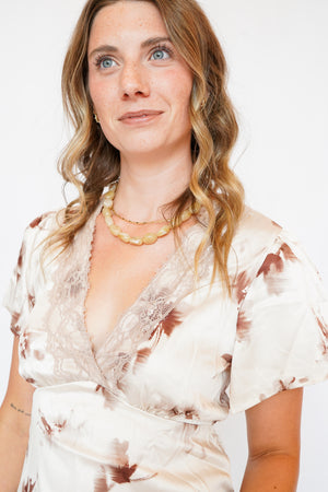 Betsy Floral Blouse in Cream
