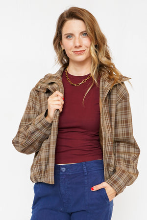 Good American The Baby Tee in Berry Noir