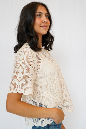 Cabellero Carmen Top in Natural Lace