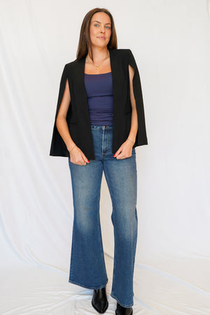 Cabellero Mala Capelet in Black
