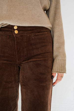 KUT Meg Wide Leg Pan with Welt Pocket Pants in Fudge