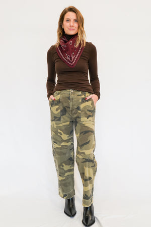 KUT Ashton Camo Wide Leg Barrel in Olive