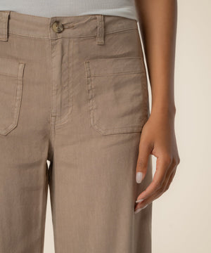 Kut Meg High Rise Wide Leg with Patch Pocket