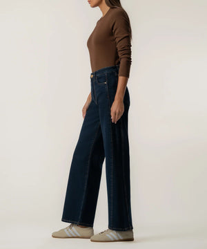 KUT Meg High Rise Wide Leg Side Panel Jean in Evaluated
