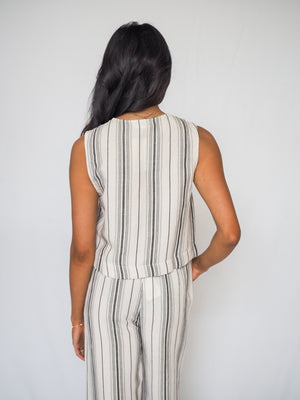 Bella Dahl Sleeveless Button Front Top in Boardwalk Stripe