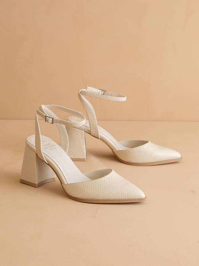 Pointed Toe Spring Heel Shoe w/ Ankle Strap