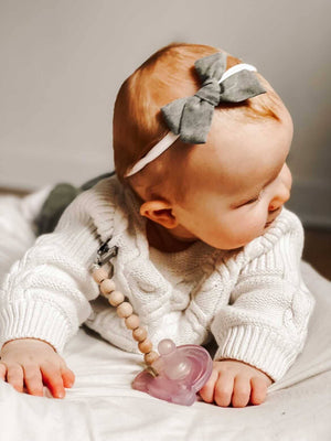 Ali+Oli Silicone Pacifier Clip (Beech Wood)