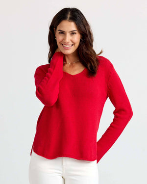 Round Edge V-Neck in Red