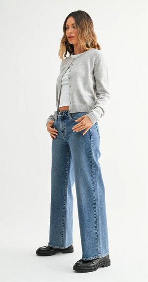 Just Black Denim Mid Rise Slim Wide Leg in Medium Wash