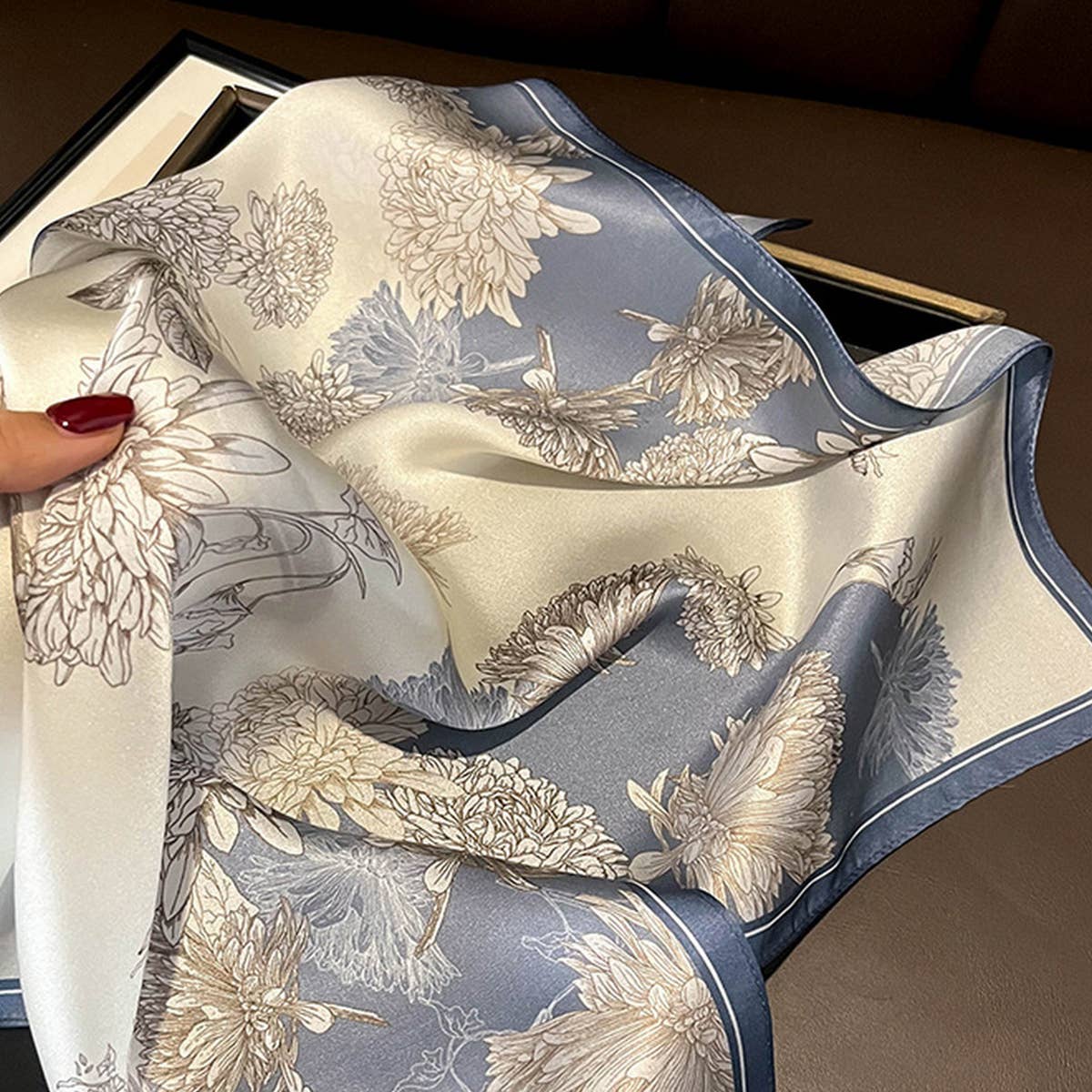 100% Mulberry Silk Square Scarf for Hair &amp; Neck_CWASC0564