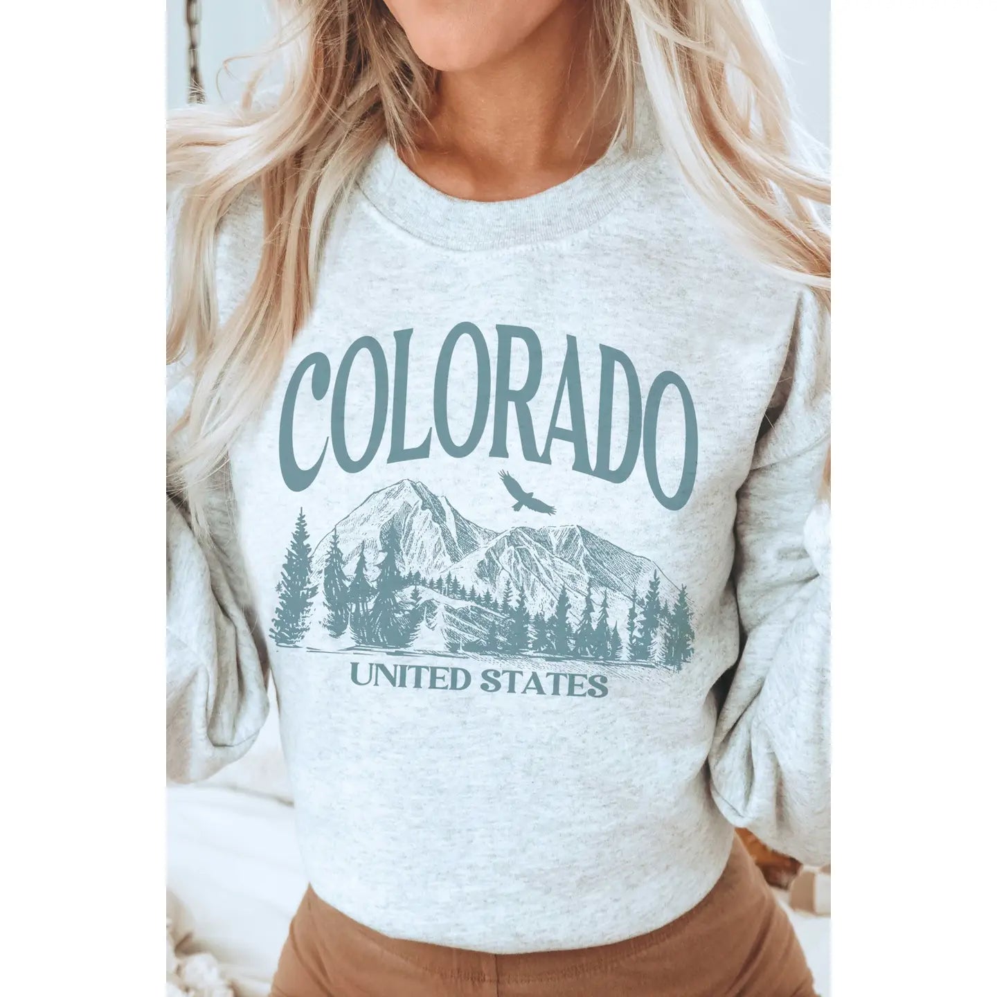COLORADO Oversized Graphic Sweatshirt