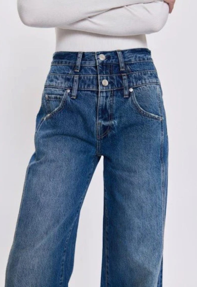 Pistola Caleb Jean in Echo