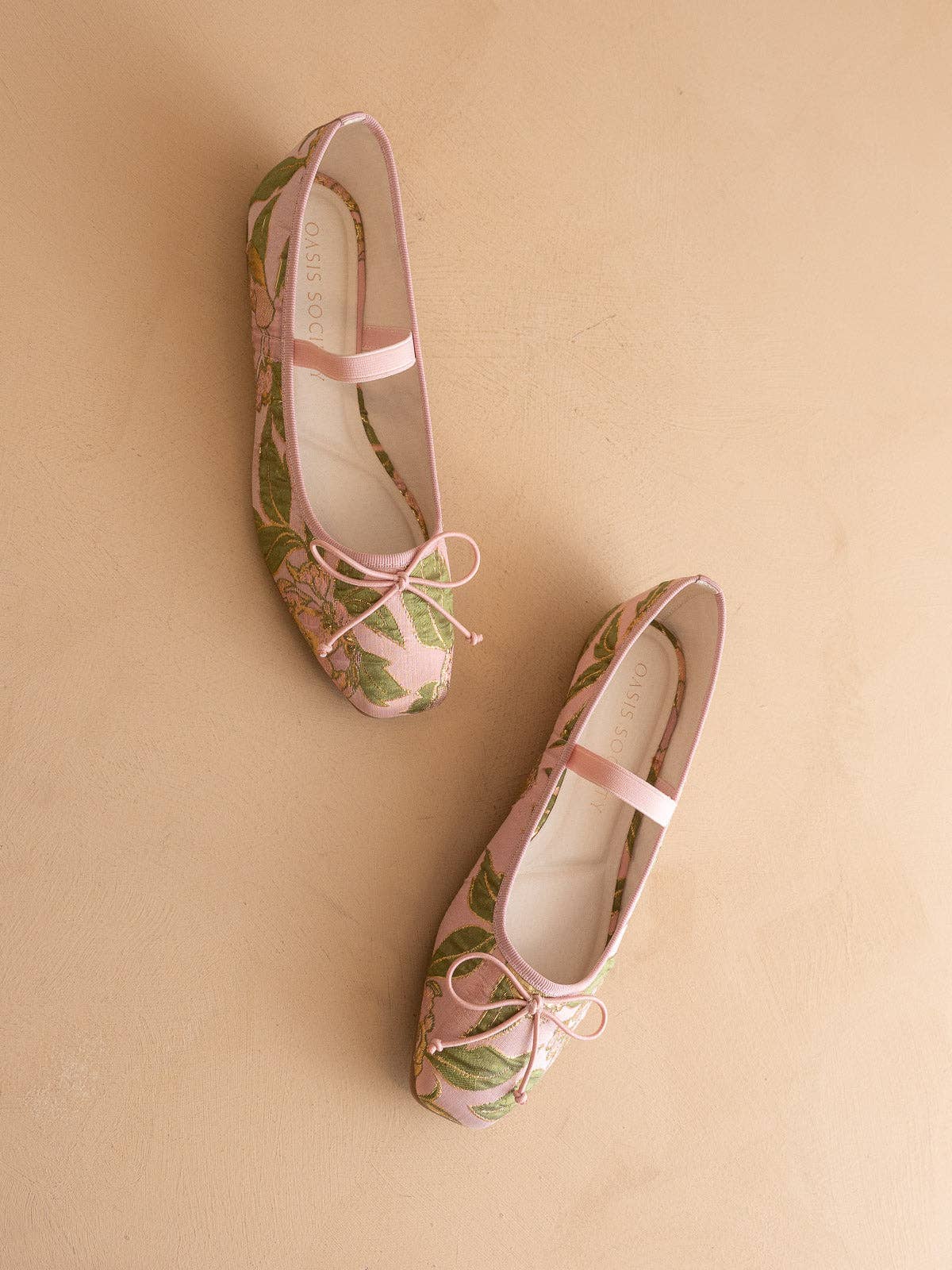 The London | Rose Garden Ballet Pointe Fall Flat
