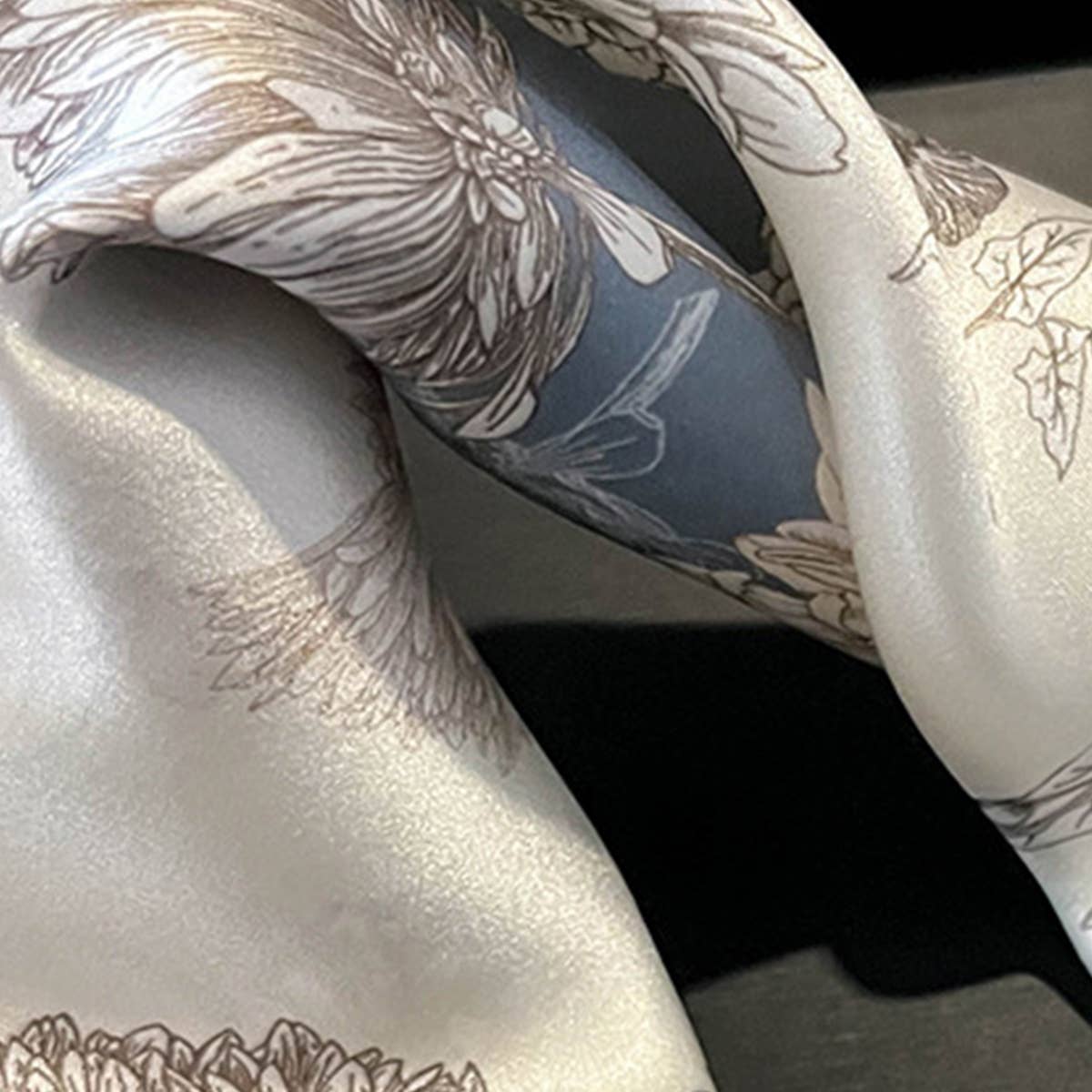 100% Mulberry Silk Square Scarf for Hair &amp; Neck_CWASC0564