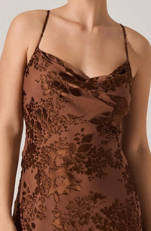 ASTR THE LABEL Gaia Dress in Brown Floral