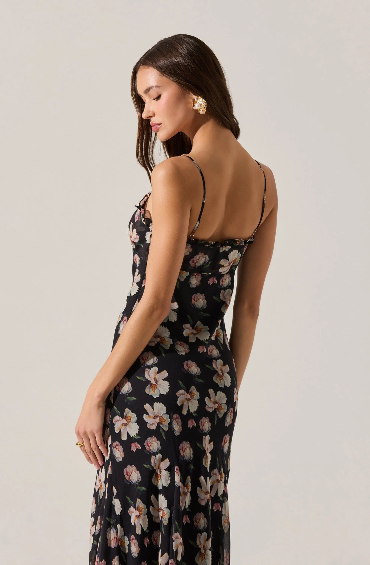 ASTR THE LABEL Maeryn Black Floral Dress