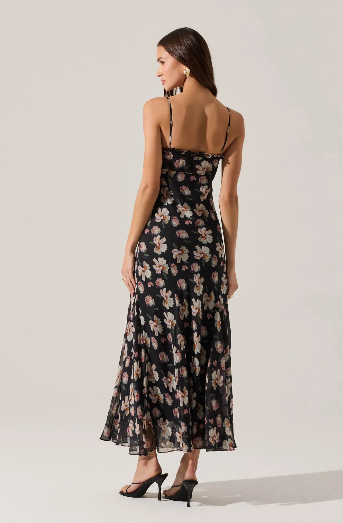 ASTR THE LABEL Maeryn Black Floral Dress