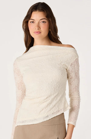 ASTR Miah Top in Cream