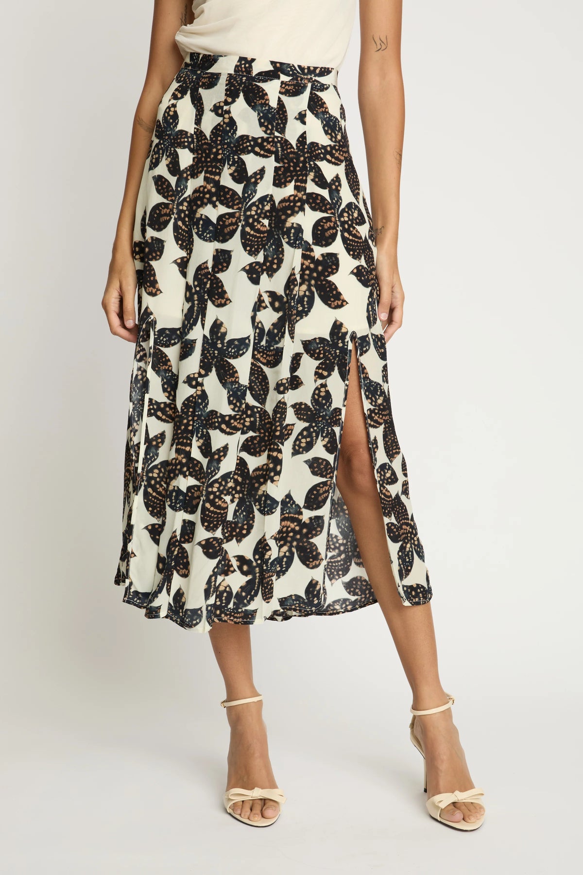 Glenda Skirt in Ivory