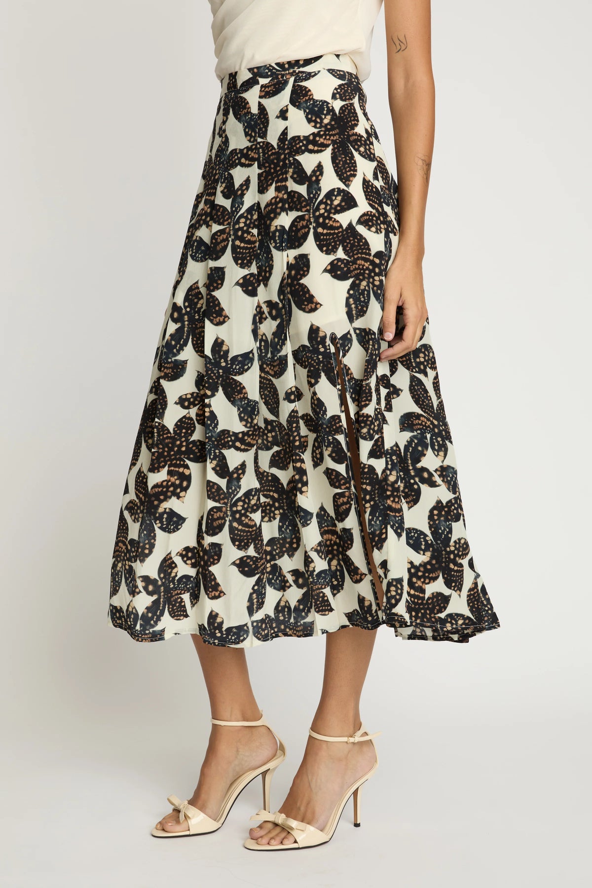 Glenda Skirt in Ivory