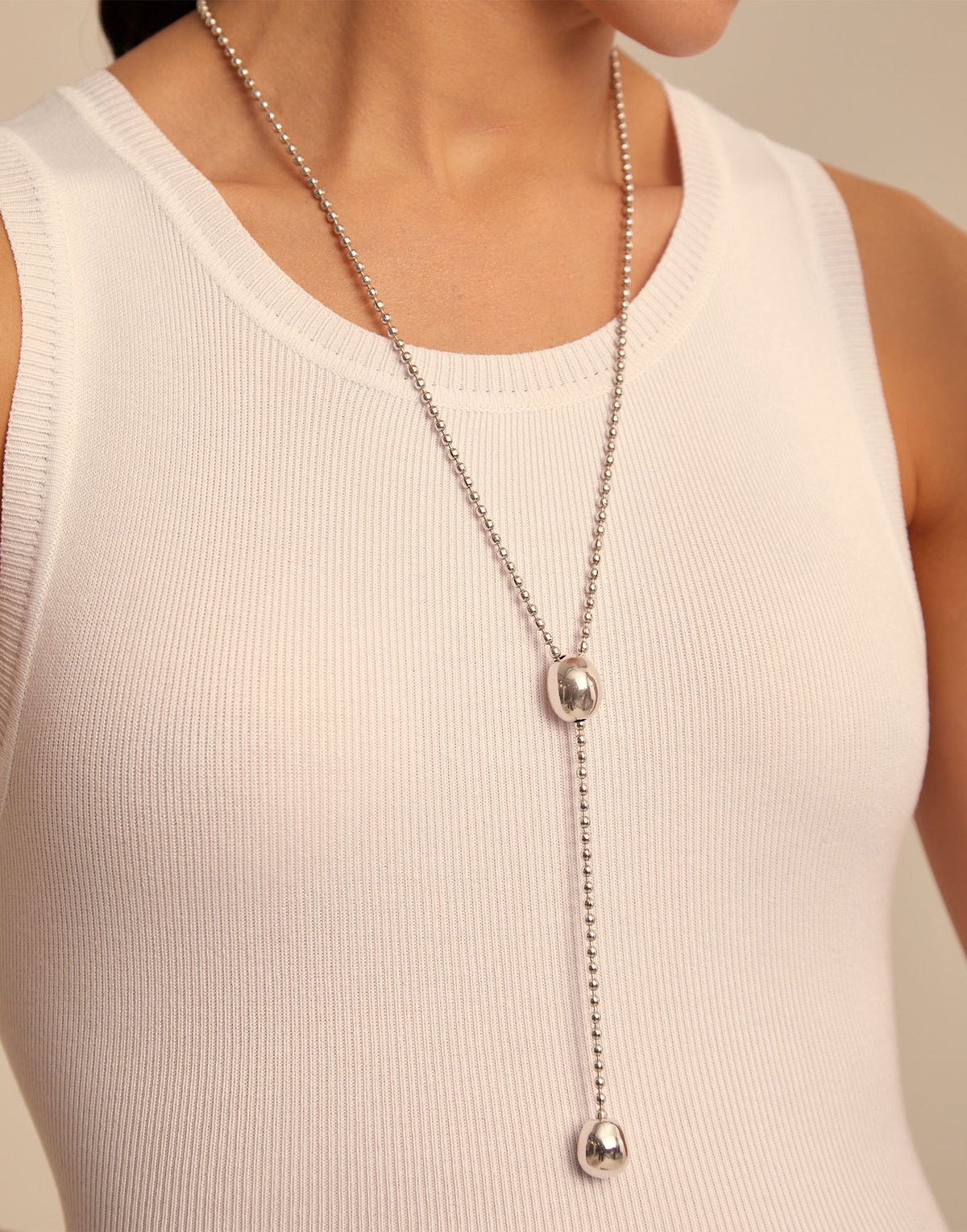 Uno De 50 Lonely Planet Silver Lariet Necklace