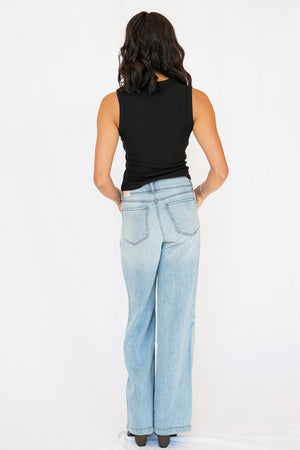 KUT Jodi High Rise Front Princess Seam Pant in Core
