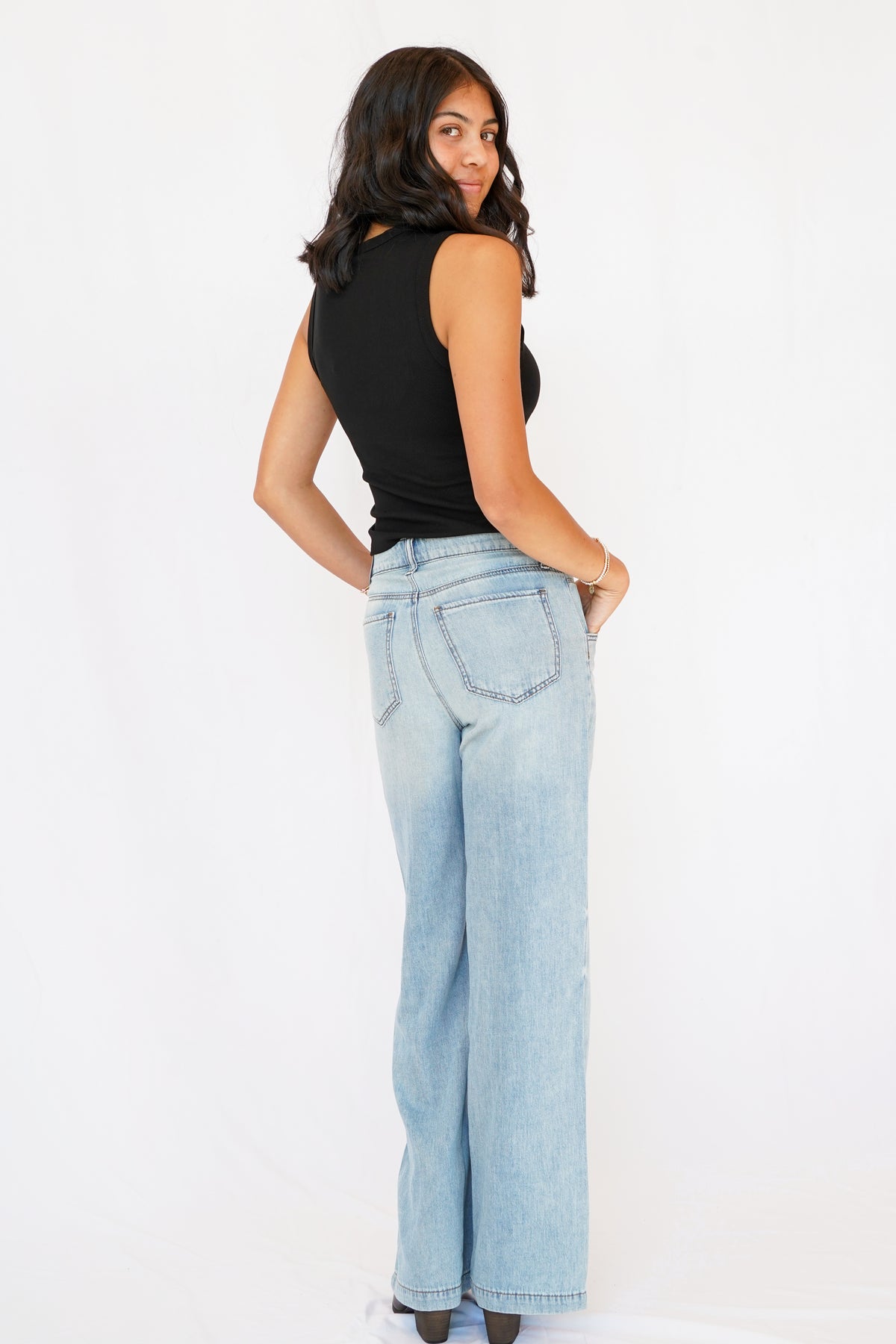 KUT Jodi High Rise Front Princess Seam Pant in Core