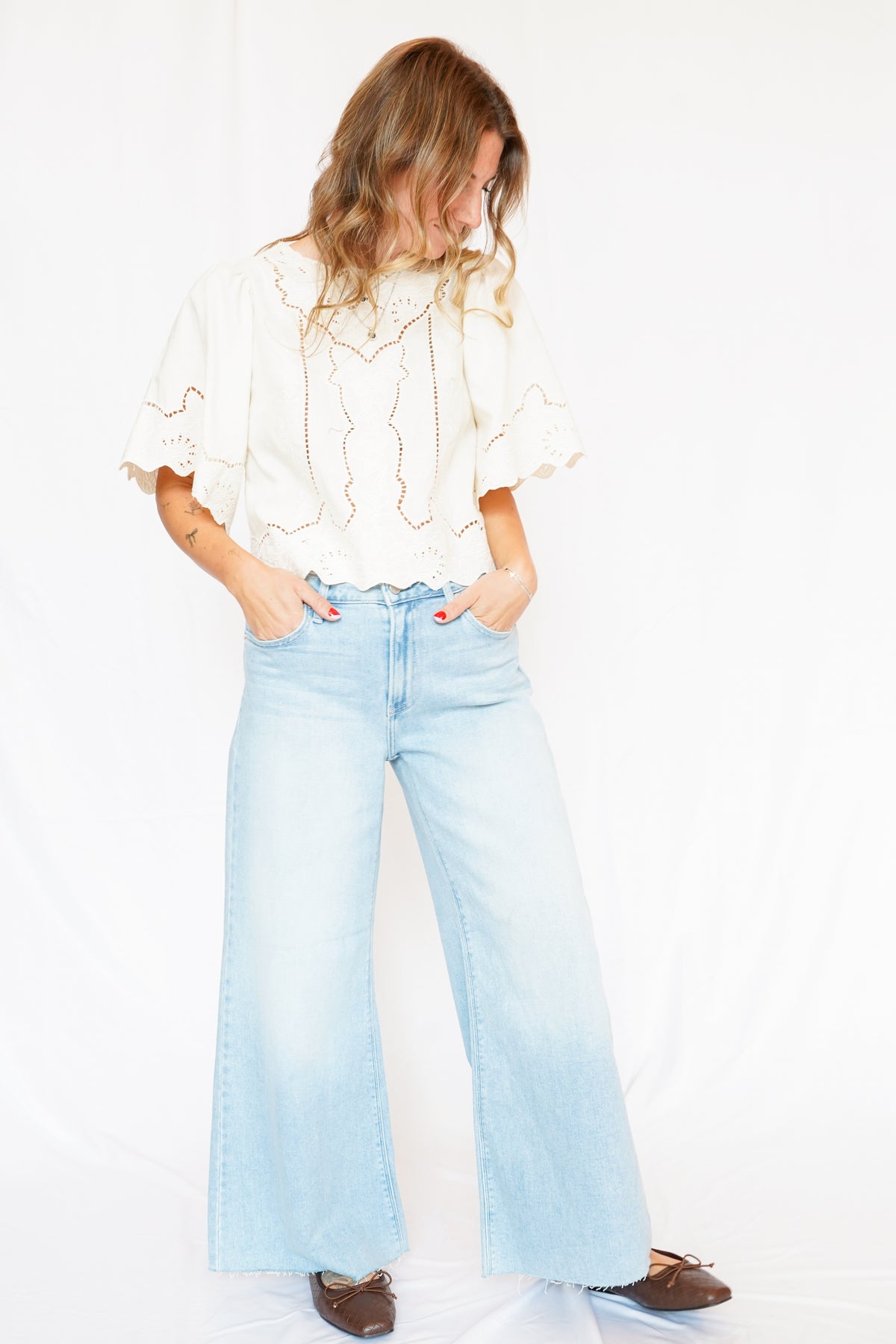 Just Black Denim Mid Rise Wide Leg Crop Light Denim Jeans