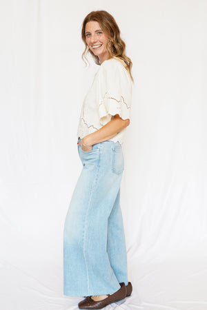 Just Black Denim Mid Rise Wide Leg Crop Light Denim Jeans