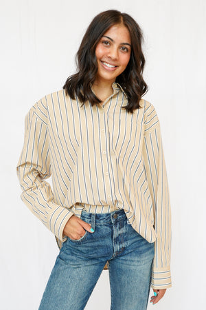 Good American The Poplin Easy Shirt in Dune Stripe