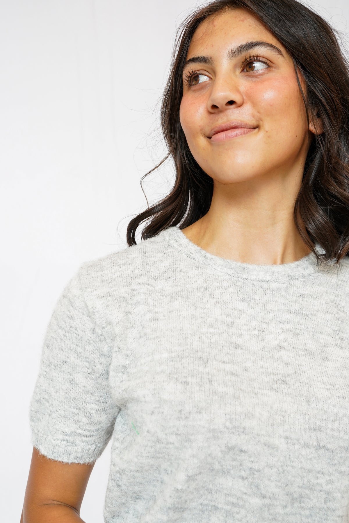Off Duty Round Neck Short Sleeve Sweater in Grey