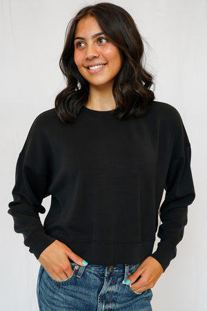 Uma Crewneck Sweatshirt in Black