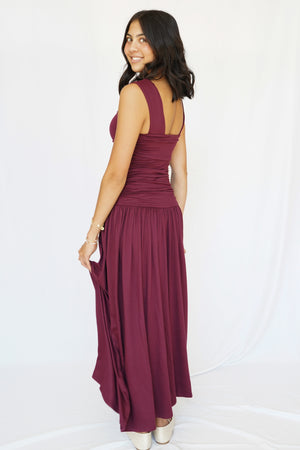 Anniston Ruched Side Sleeveless Dress in Burgundy