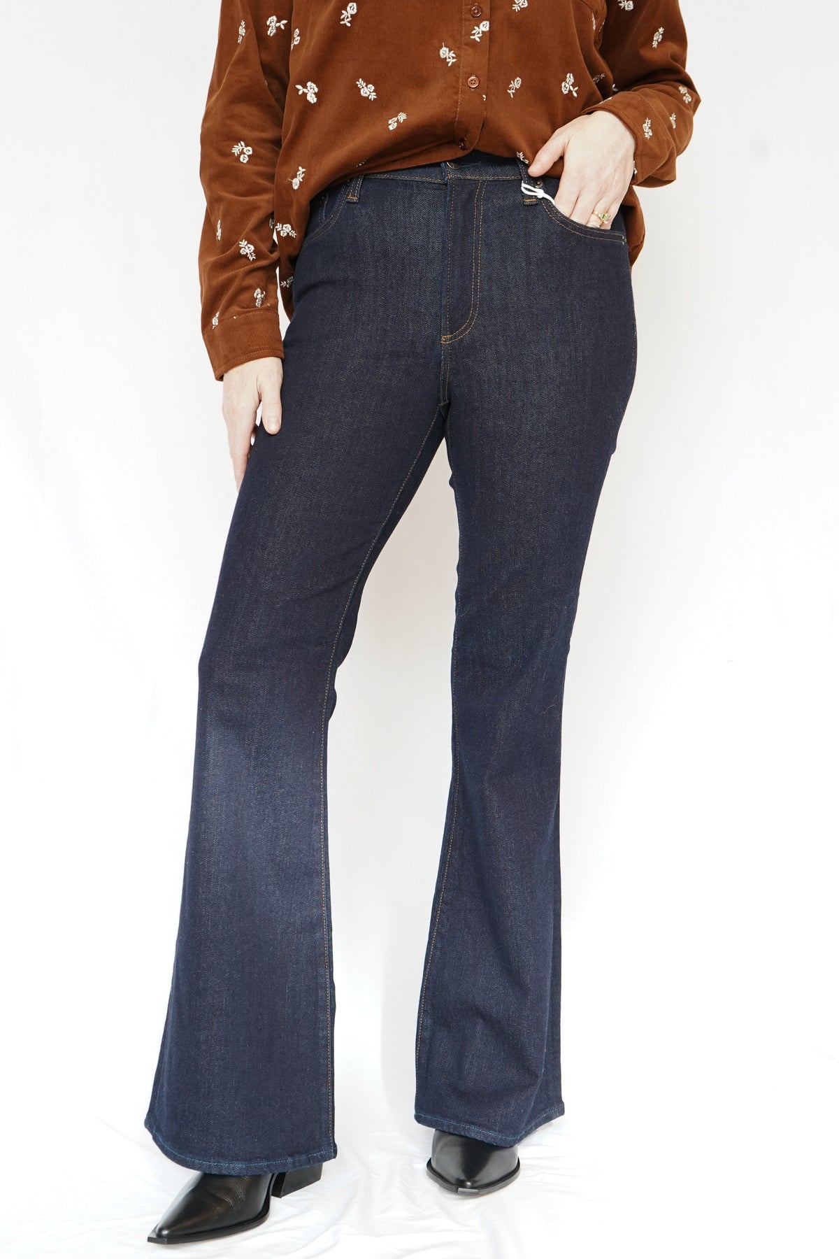 Pistola Kinsley Mid Rise Ultra Flare Jeans in Night Flight