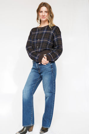 Good American The Jacquard Cardigan in Choclate Plaid