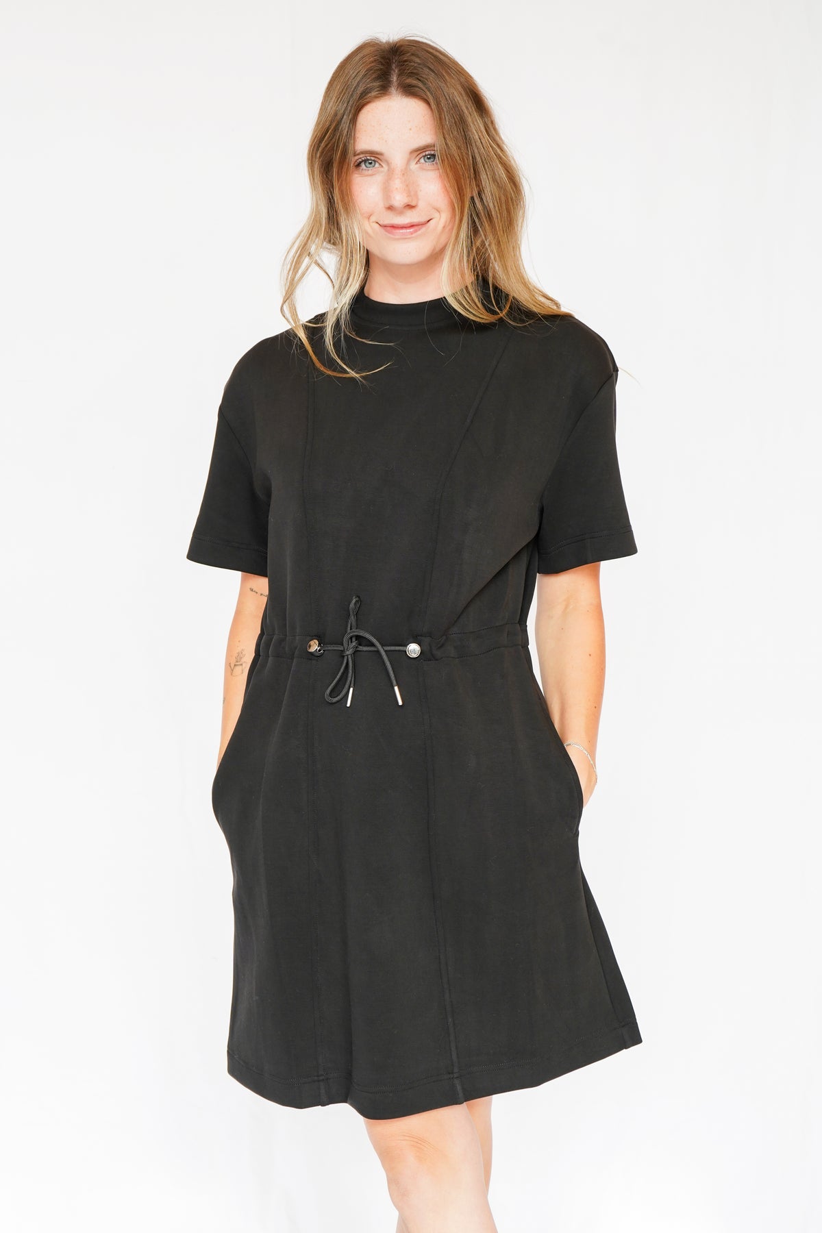 Scuba Cinched Dress in Black