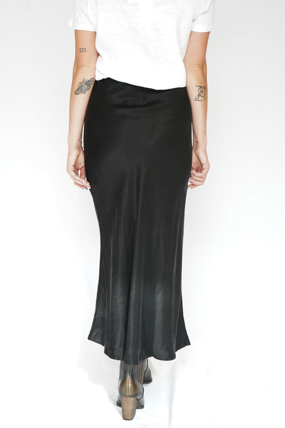 Silky Midi Skirt in Charcoal
