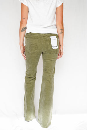 Pistola Kinsley Mid Rise Ultra Flare Jean in Sequoia