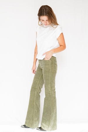 Pistola Kinsley Mid Rise Ultra Flare Jean in Sequoia