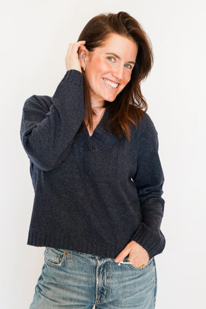Bella Dahl V Neck Sweater in Heather Quartz