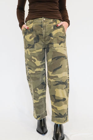 KUT Ashton Camo Wide Leg Barrel in Olive