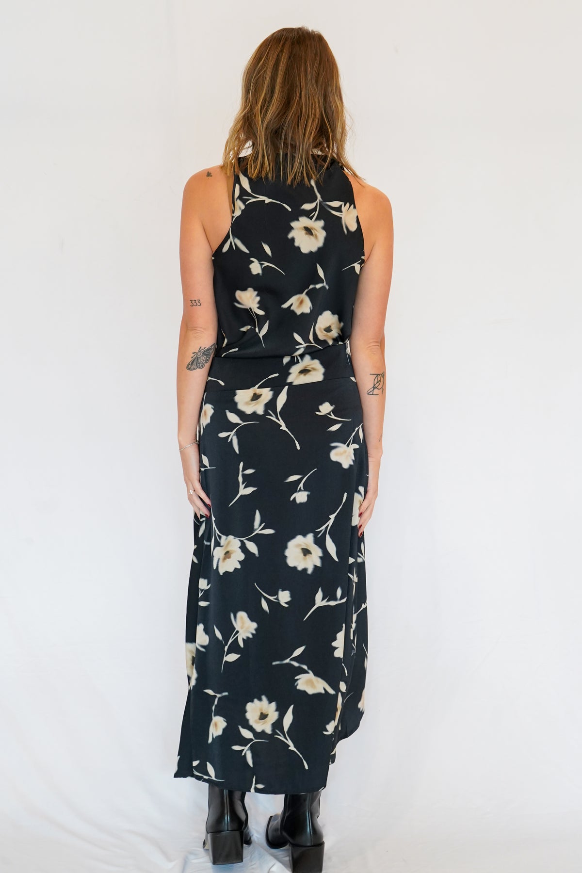 Lewinae Floral Skirt in Black