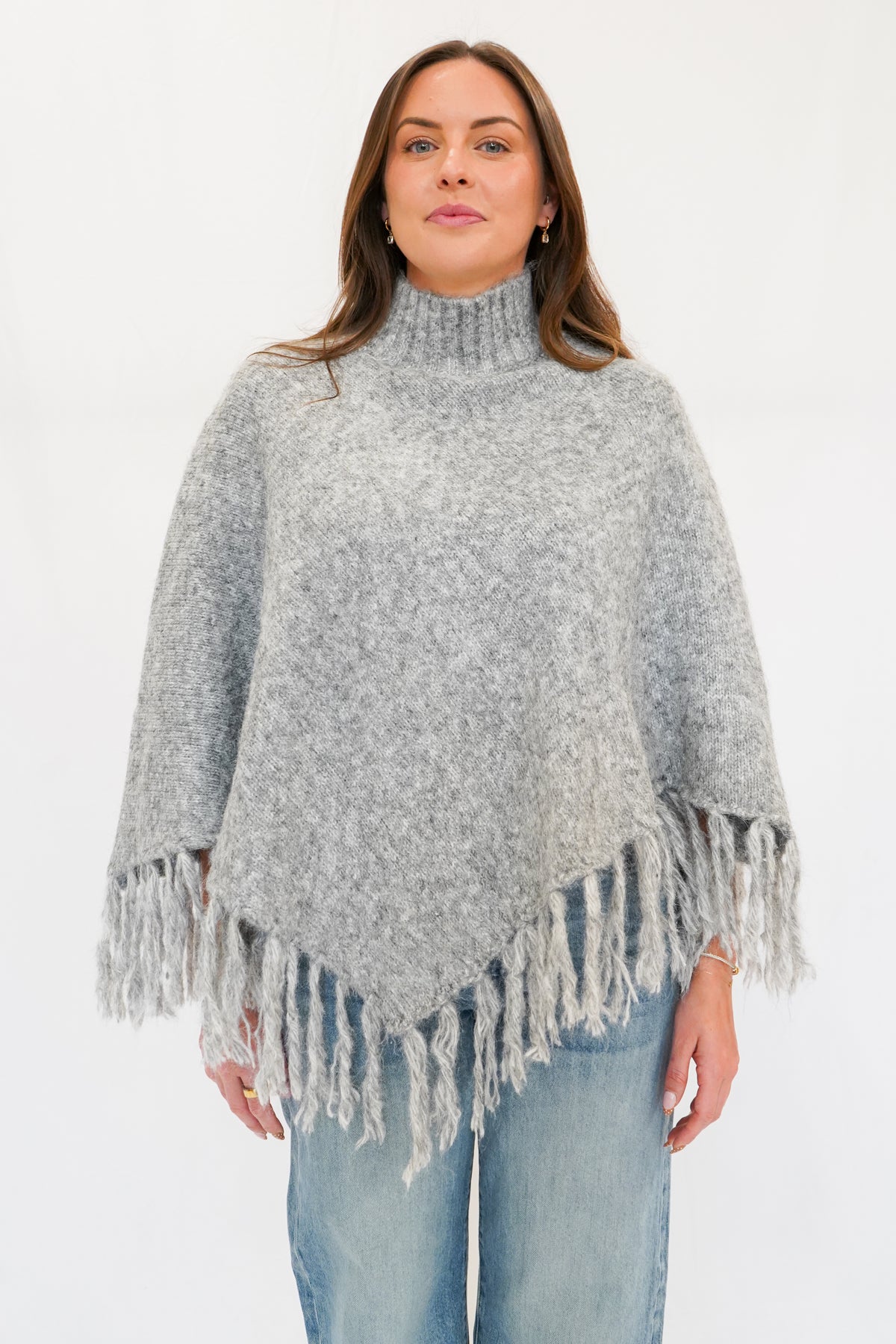 Montana Fringe Poncho in Grey