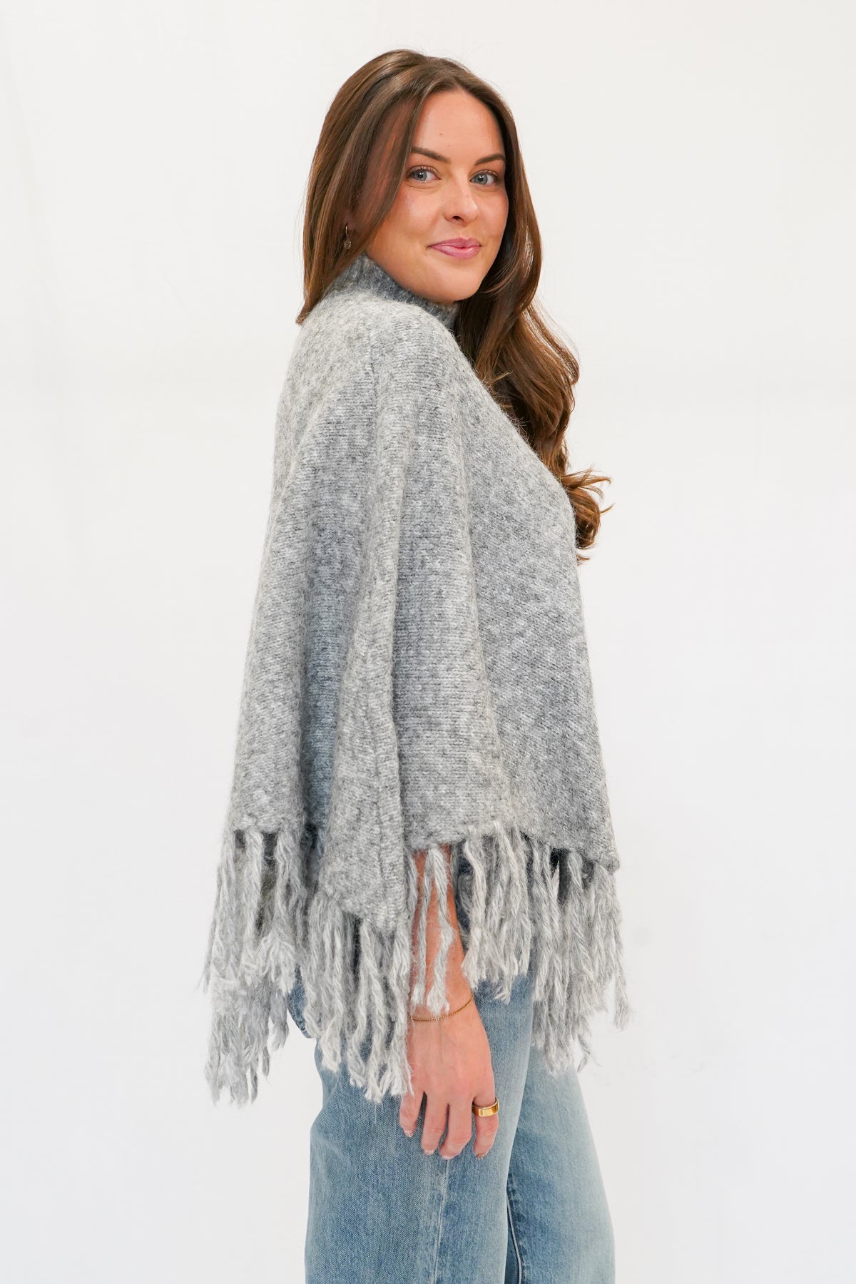 Montana Fringe Poncho in Grey