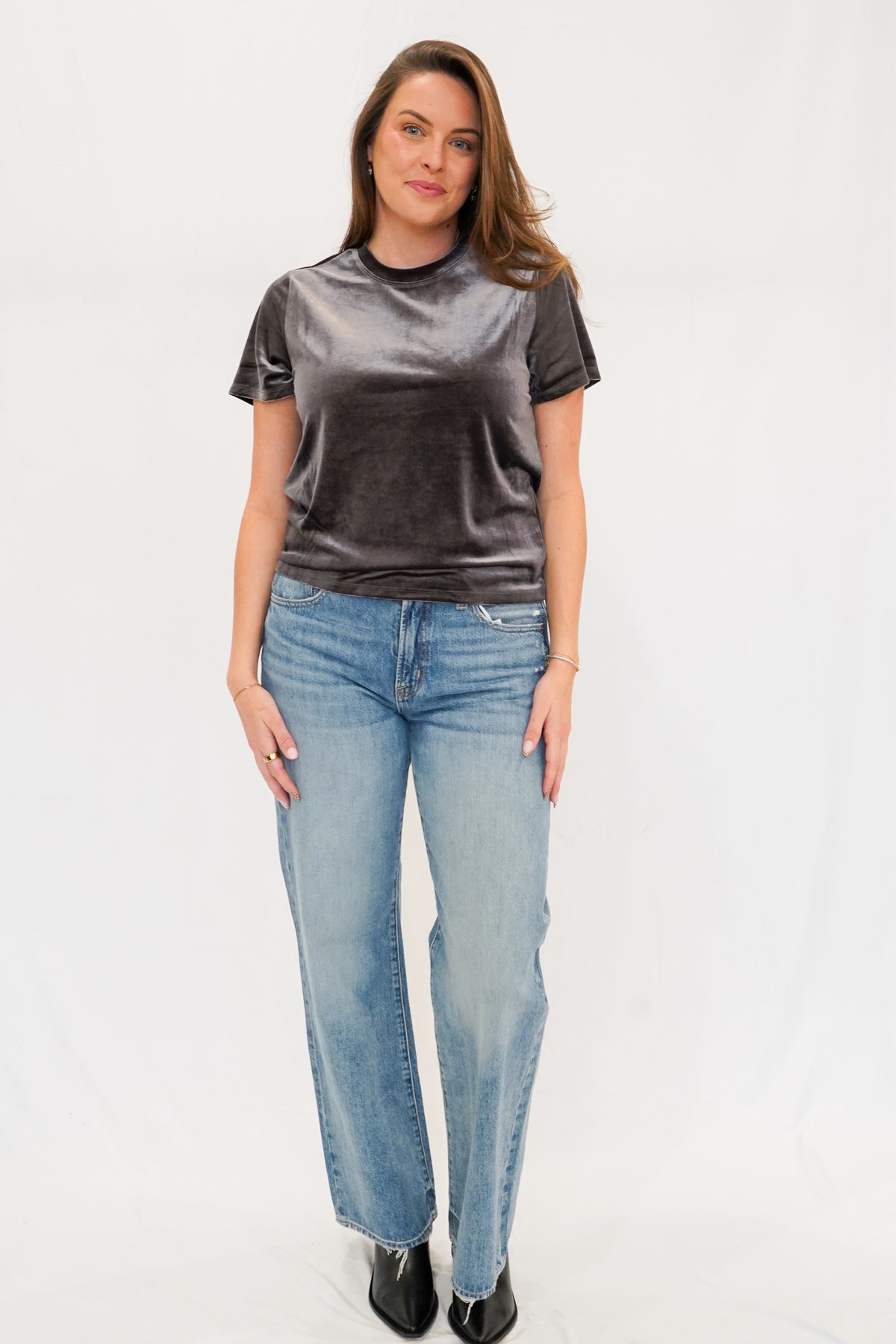 Meesha Velvet Tee Washed Grey