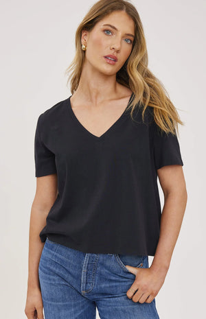 Lucy V-Neck Tee in Grey