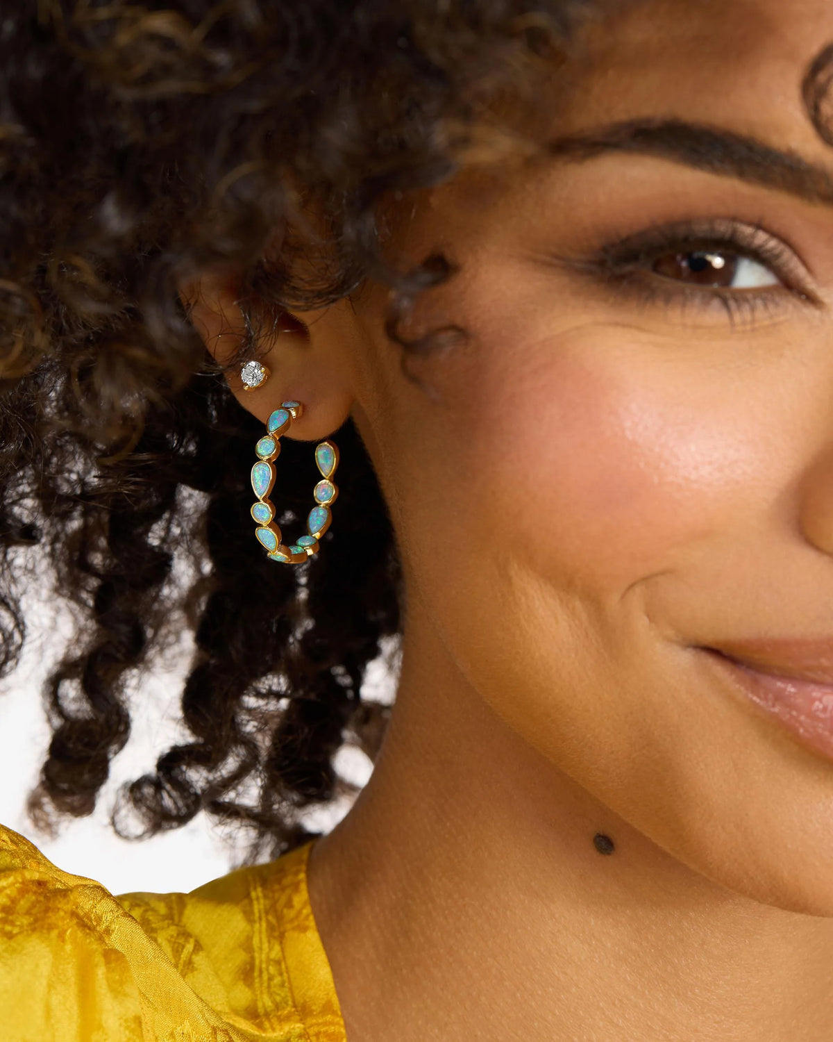 Melinda Maria Isla Hoops 1&#39; in Gold Blue Opal