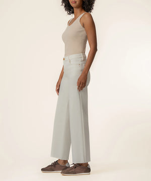 KUT Meg High Rise Wide Leg Jean in Ecru